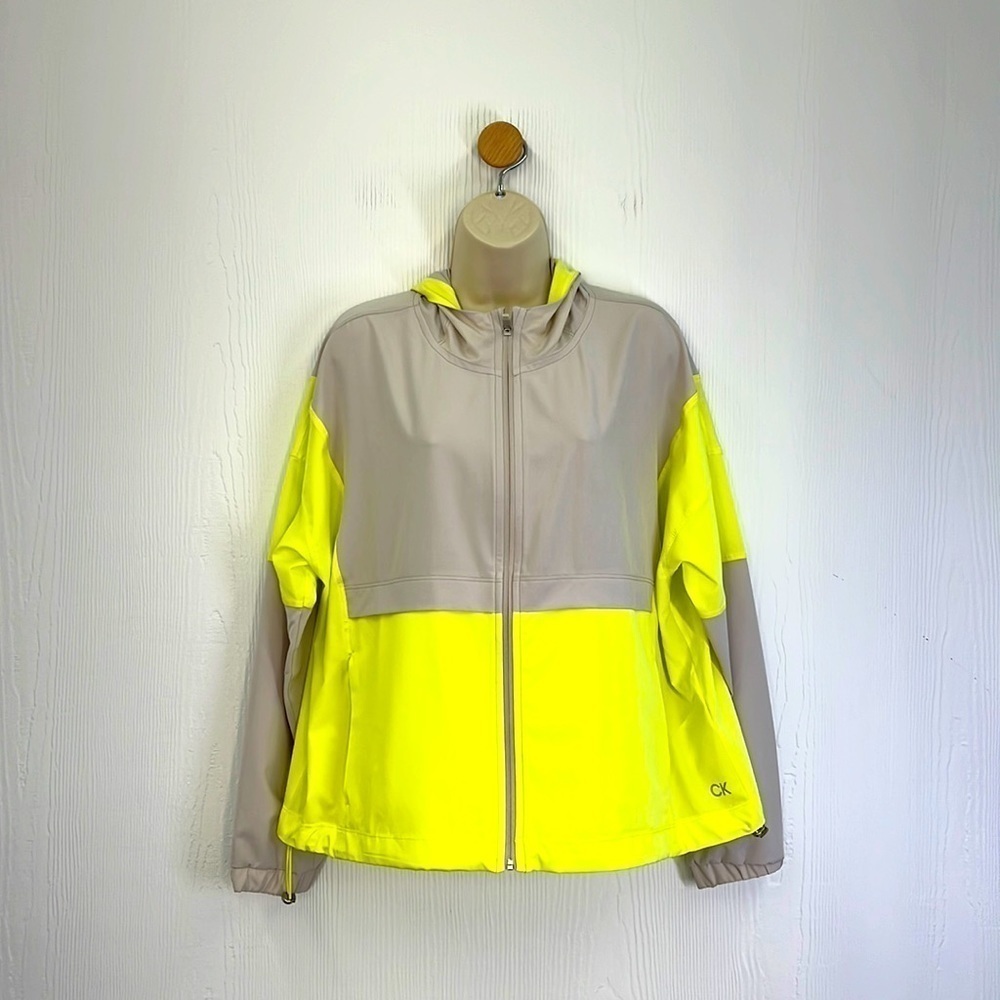 Calvin Klein - Performance Beige and Highlighter Hooded Windbreaker Size Large